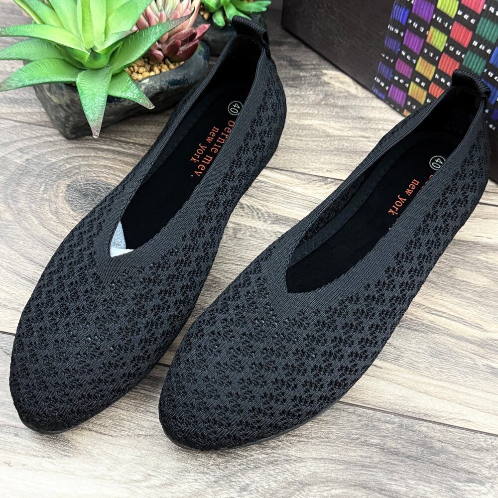 NIB Bernie Mev Safira Peony 40 8.5 Black Slip On Comfort Ballet Flats